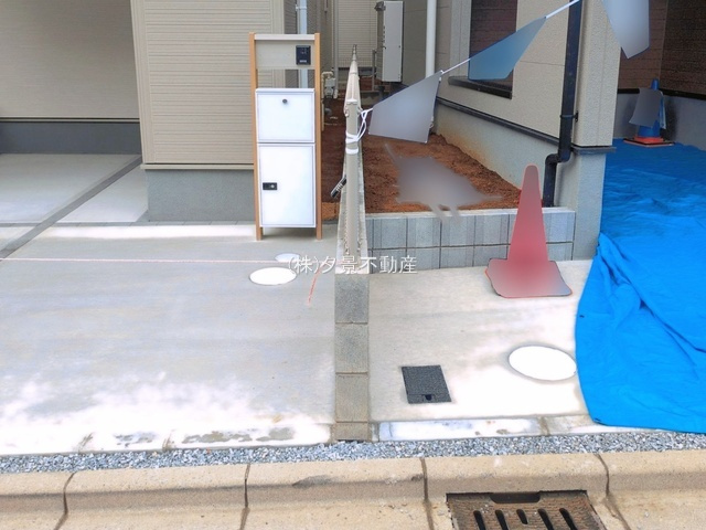 《仲介手数料無料》南区太田窪５丁目8-24新築一戸建てリーブルガーデン