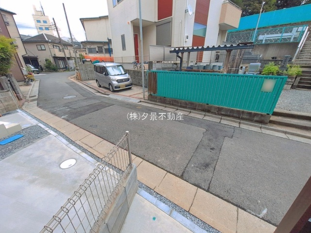 《仲介手数料無料》南区太田窪５丁目8-24新築一戸建てリーブルガーデン