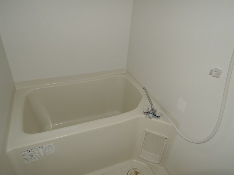 川崎市多摩区菅１丁目のアパートの浴室