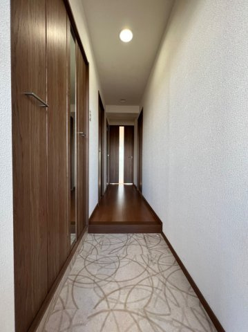 ジュリオ東野の玄関