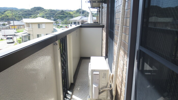 【バルコニー】