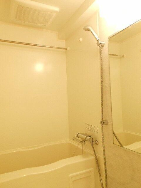 グランド・ガーラ池袋の浴室