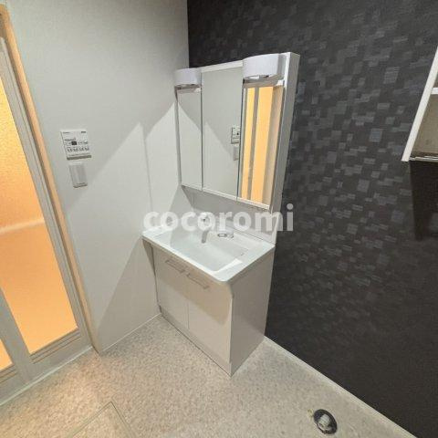 池田本町新築ガレージハウスの洗面所