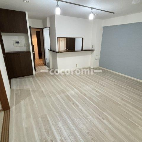 ダイアパレス枚方山田池公園の居間・リビング