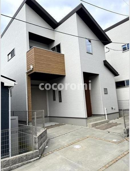 長尾東町2丁目貸家のエントランス