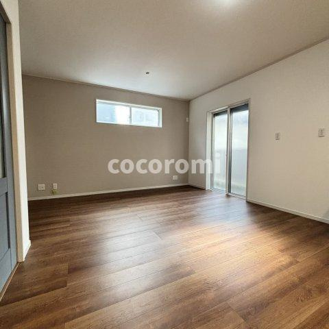 長尾東町2丁目貸家の洋室