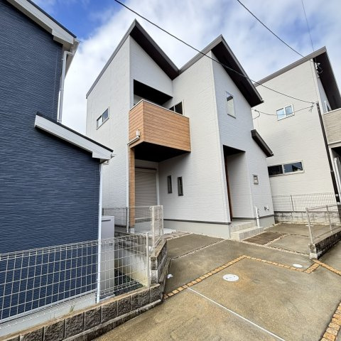 長尾東町2丁目貸家