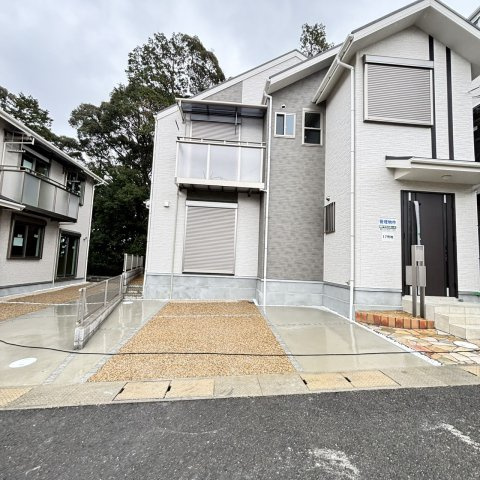 薪里ノ内戸建ての駐車場