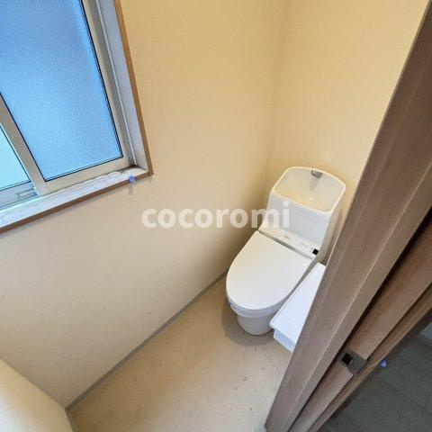 薪堀切谷戸建てのトイレ