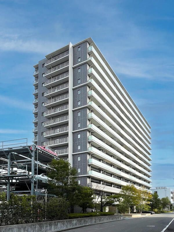 ザ・フロントマークス枚方の外観