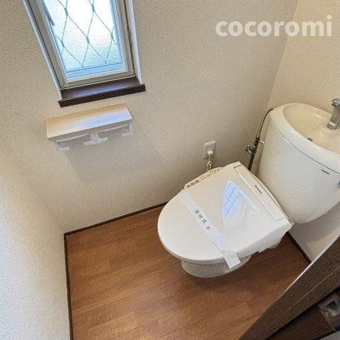 上野１丁目貸家のトイレ