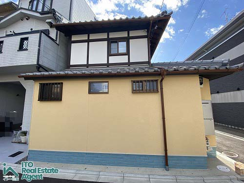 吉田中阿達町 京町家の外観