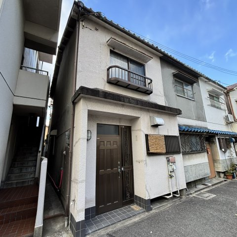 金田町貸家の外観