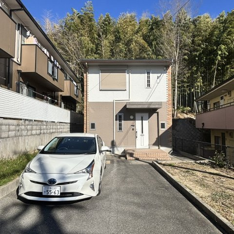 田宮本町　車庫付戸建て