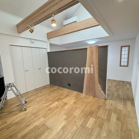 私部西車庫付き戸建ての内装