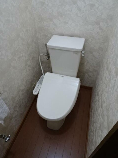 メゾンハウス　メゾネット　角部屋　閑静な住宅街のトイレ