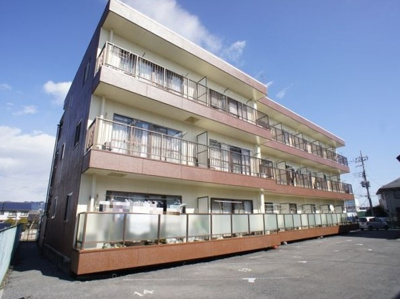 【外観】 | カヌマヒルズ | オシャレな外観が特徴の賃貸住宅です♪