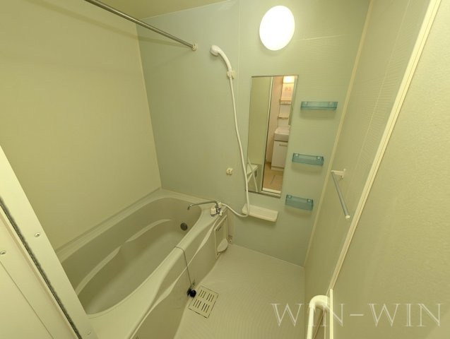 クリアネスの浴室