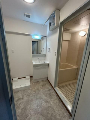 【独立洗面台】 | グランメール戸田 | 朝の身支度には欠かせない独立洗面化粧台