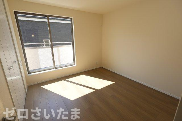 《仲介手数料無料》桜区栄和１丁目17-25新築一戸建てハートフルタウンの洋室