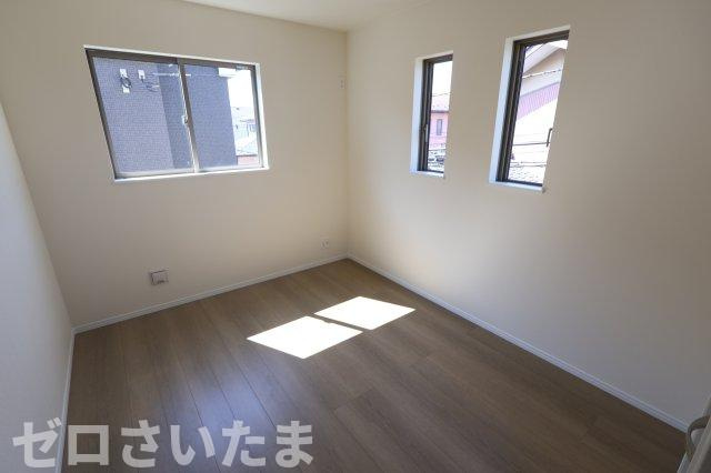 《仲介手数料無料》桜区栄和１丁目17-25新築一戸建てハートフルタウンの洋室