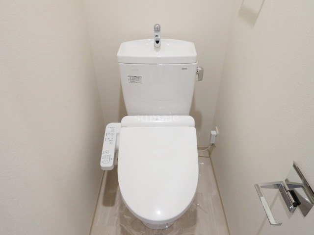 ライトテラス赤羽のトイレ|温水洗浄便座つきです☆