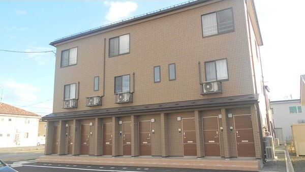 ジュネスコートの外観