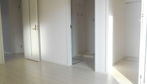 ジュネスコートの内装