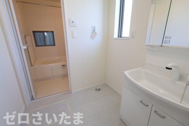 《仲介手数料無料》桜区栄和１丁目17-25新築一戸建てハートフルタウンのランドリースペース