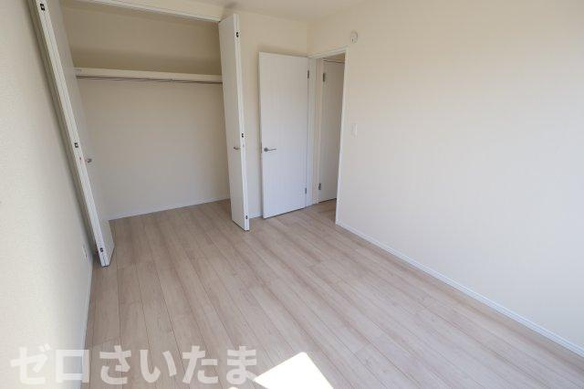 《仲介手数料無料》桜区栄和１丁目17-25新築一戸建てハートフルタウンの洋室