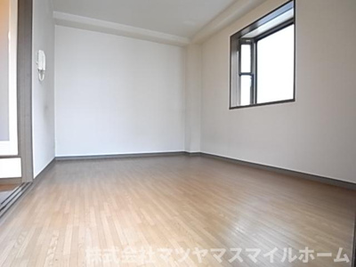 【寝室】 | アンビエント三箇