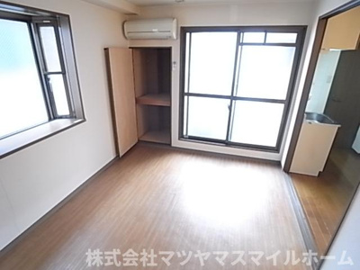 【居間・リビング】 | アンビエント三箇