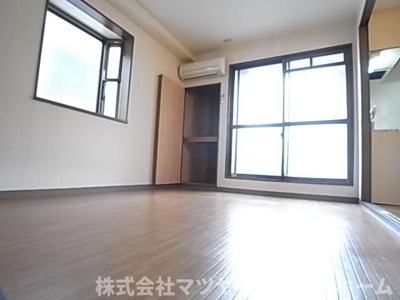 【居間・リビング】 | アンビエント三箇