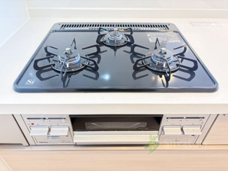 【キッチン】 | 山手ビル | 三口ガスコンログリル付