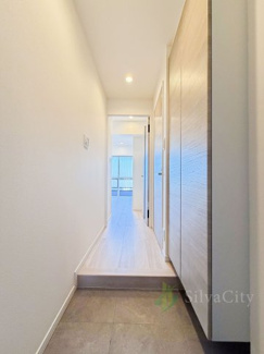 【玄関】 | 山手ビル | 玄関