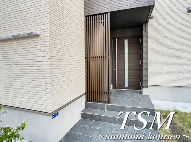 ＲＥＧＡＬＩＳＴ－ＫＬＣ香里園のエントランス