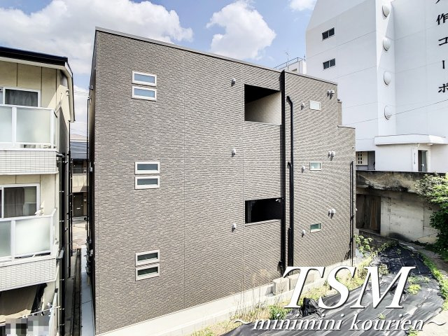 ＲＥＧＡＬＩＳＴ－ＫＬＣ香里園の外観