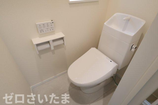 《仲介手数料無料》桜区栄和１丁目17-25新築一戸建てハートフルタウンのトイレ