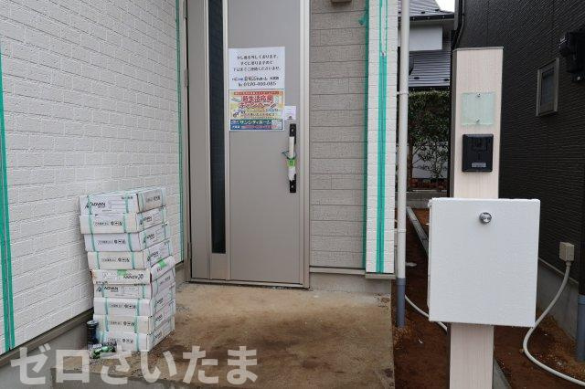 《仲介手数料無料》桜区栄和１丁目17-25新築一戸建てハートフルタウンの玄関