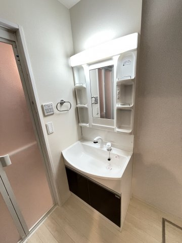 【独立洗面台】