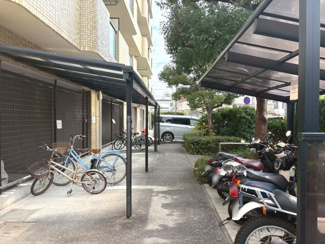 【駐輪場】 | ロイヤルシャトー葛野