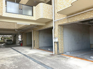 【駐車場】 | ロイヤルシャトー葛野