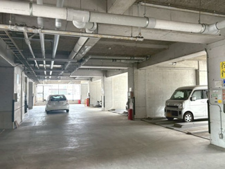 【駐車場】 | ロイヤルシャトー葛野