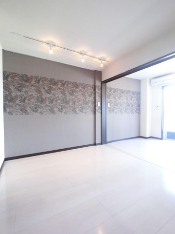 【居間・リビング】