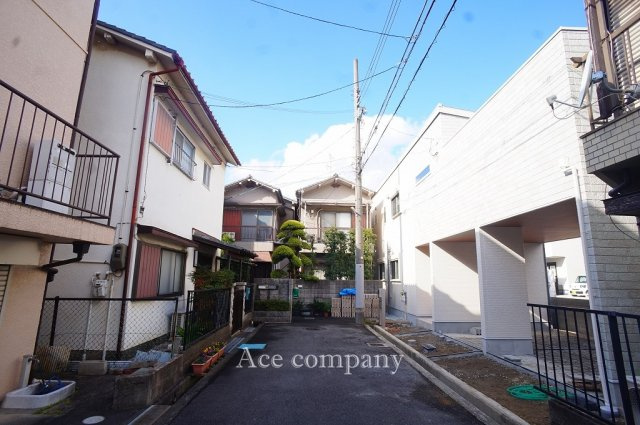 【前面道路含む現地写真】 | 八尾市南亀井町2丁目 | 【前面道路：幅員4.7ｍ☆】前道は通り抜けができず、交通量少ないです♪