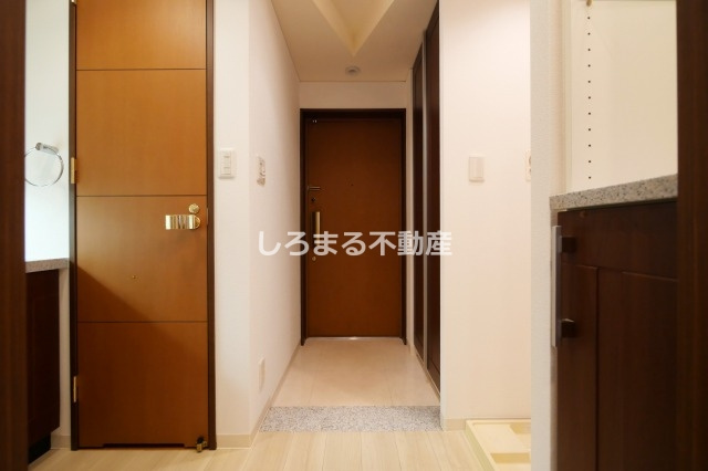 コンソラーレ同心の玄関