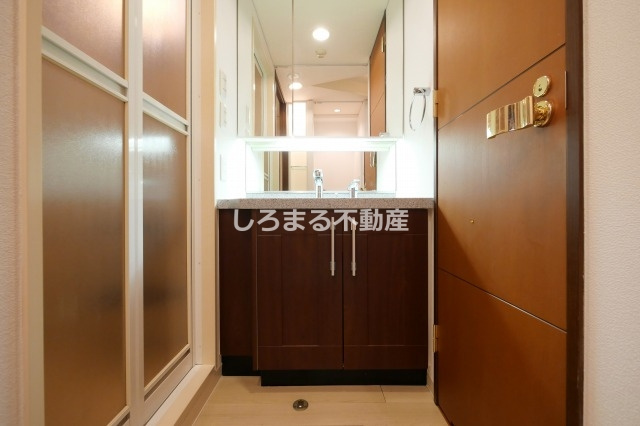 コンソラーレ同心の独立洗面台