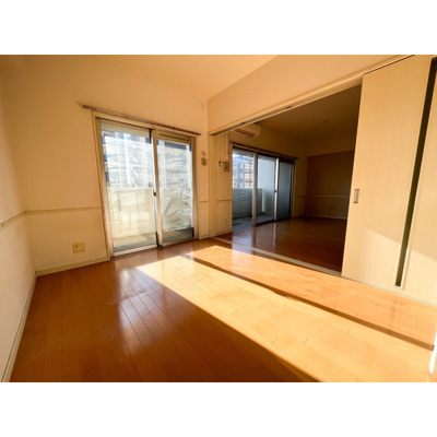 【設備】 | クリムゾン吉塚