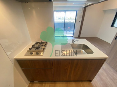 【キッチン】 | LANDIC PREMIUM HAKATA(ランディックプレミアムハカタ) | シンプルな清潔感のあるキッチンです！