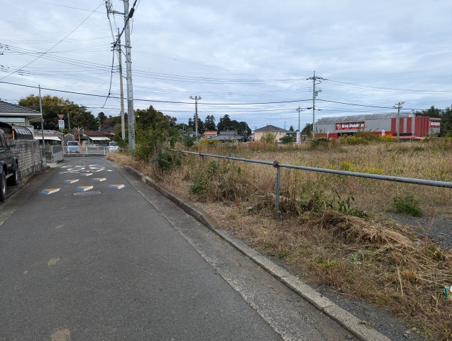 水戸市渡里町　第5の前面道路含む現地写真|前面道路含む現地写真です